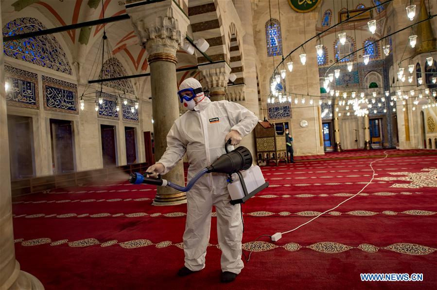 TURKEY-ISTANBUL-COVID-19-DISINFECTION