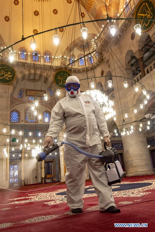 TURKEY-ISTANBUL-COVID-19-DISINFECTION