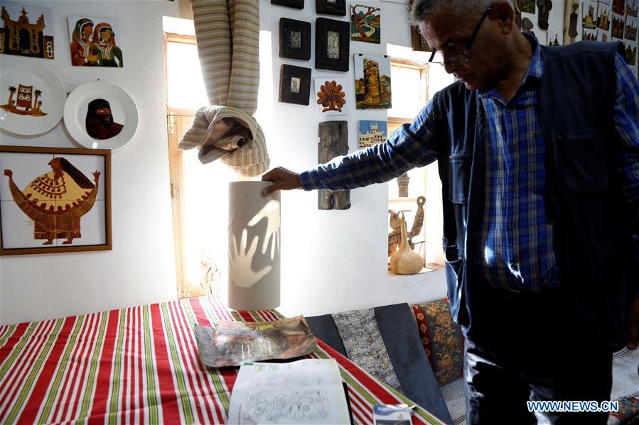 YEMEN-SANAA-ARTIST-RUBBISH-ARTWORKS 