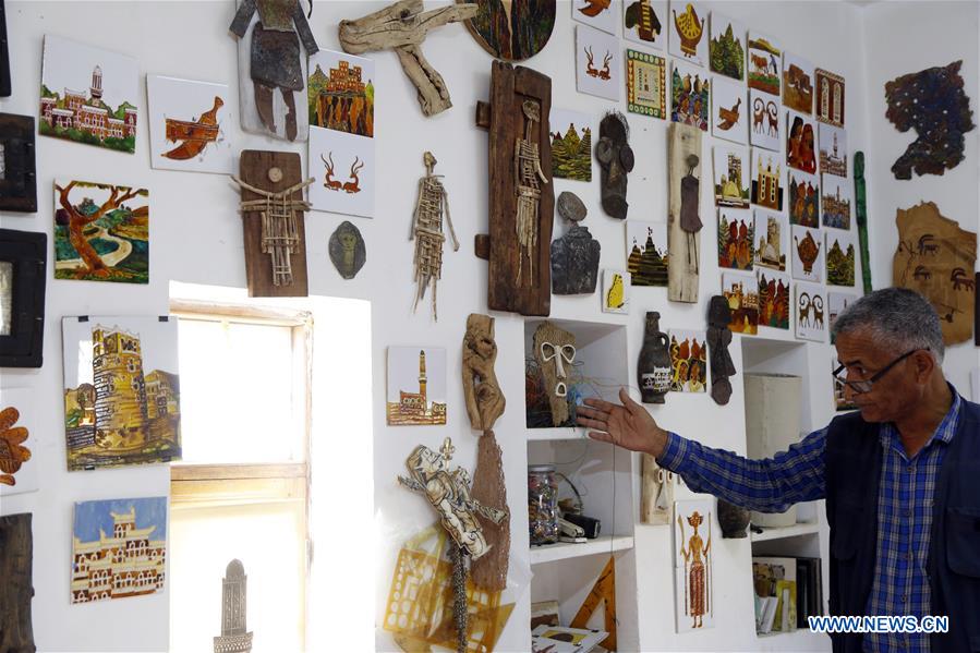 YEMEN-SANAA-ARTIST-RUBBISH-ARTWORKS 