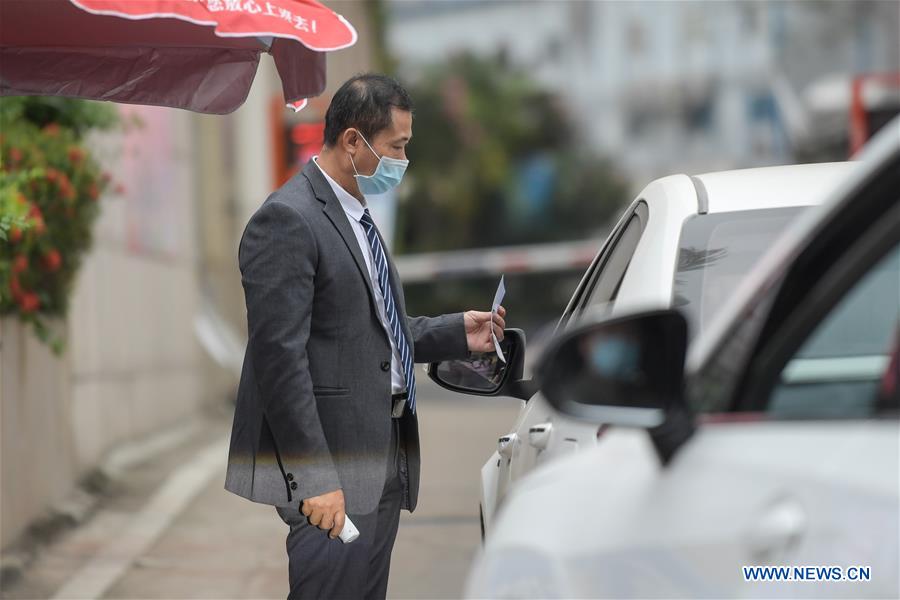 CHINA-HAINAN-HAIKOU-SHOPPING MALL-REOPENING (CN)