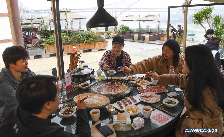 CHINA-CHONGQING-COVID-19-RESTAURANT-REOPENING (CN)