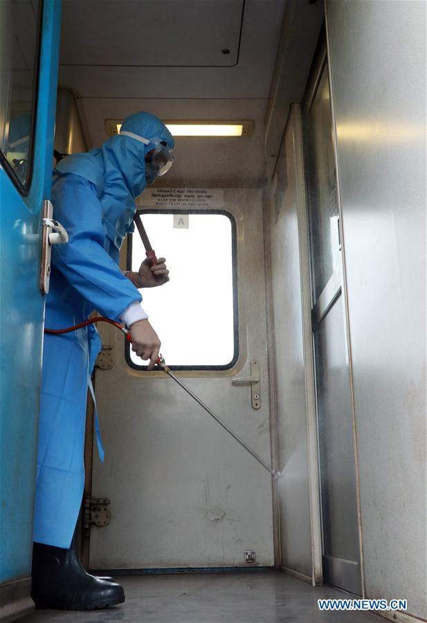 SRI LANKA-COLOMBO-COVID-19-RAILWAY