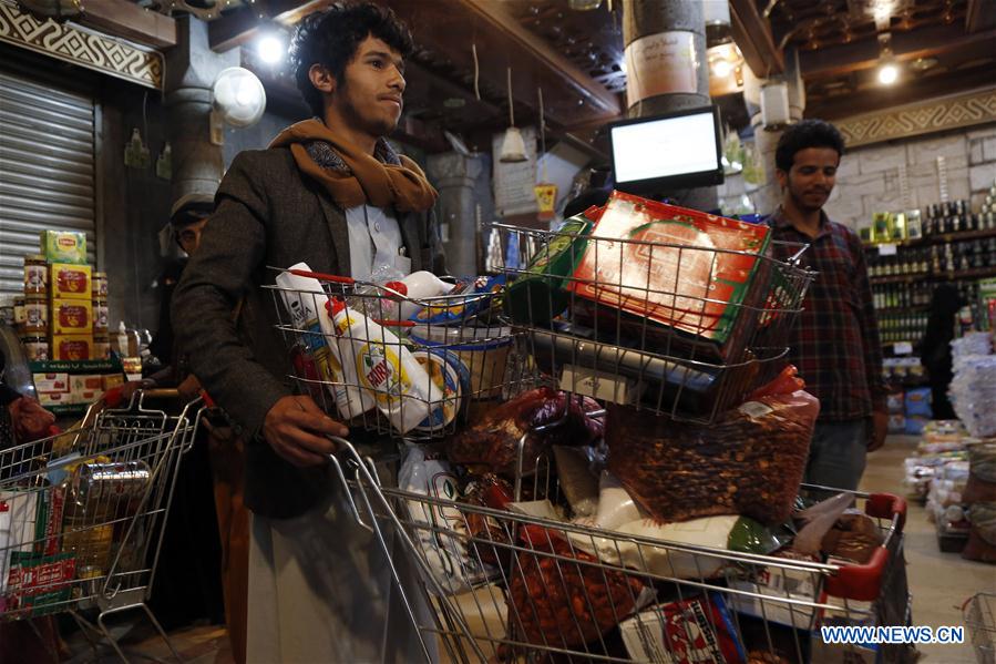 YEMEN-SANAA-CORONAVIRUS-SHOPPING