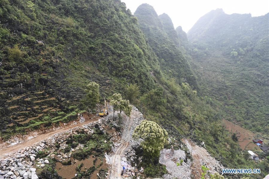 CHINA-GUANGXI-DU'AN-ROAD CONSTRUCTION-POVERTY ALLEVIATION (CN)