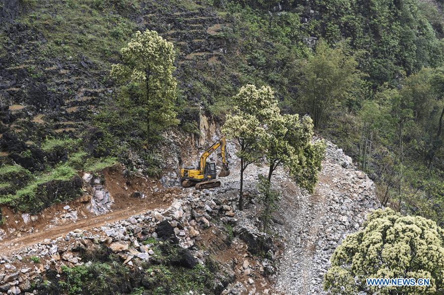 CHINA-GUANGXI-DU'AN-ROAD CONSTRUCTION-POVERTY ALLEVIATION (CN)