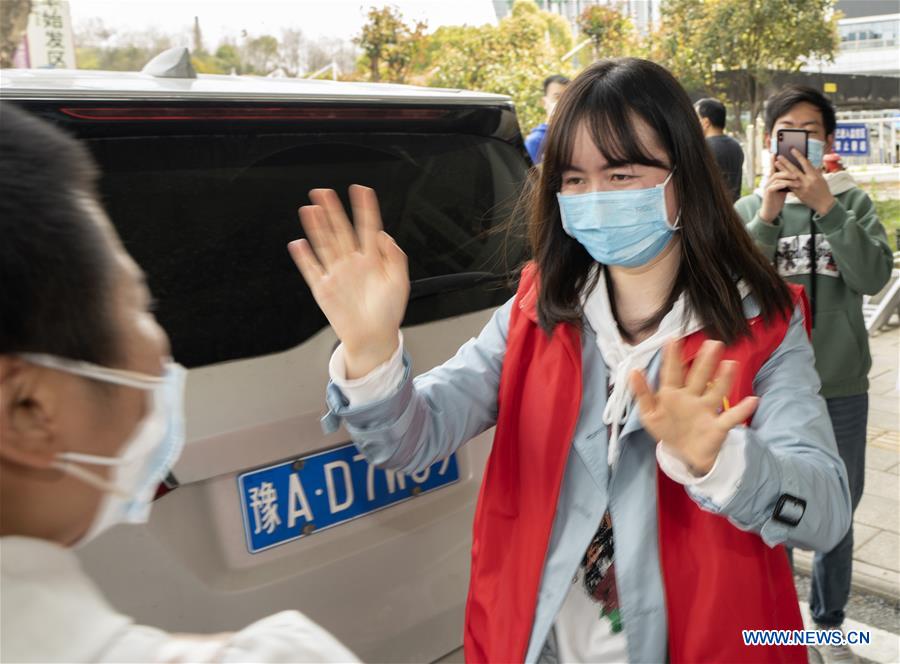 CHINA-WUHAN-COVID-19-MEDICS-WITHDRAWAL (CN)