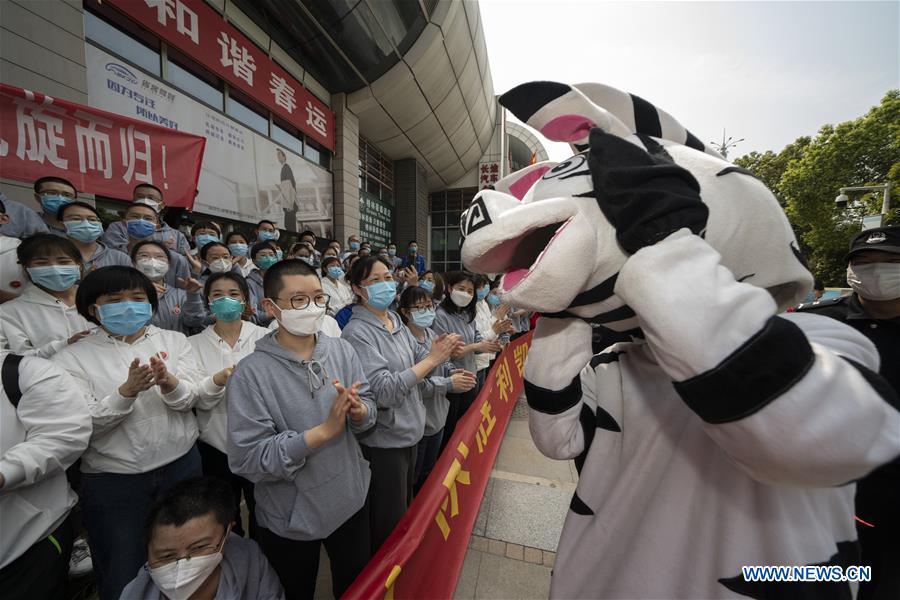 CHINA-WUHAN-COVID-19-MEDICS-WITHDRAWAL (CN)