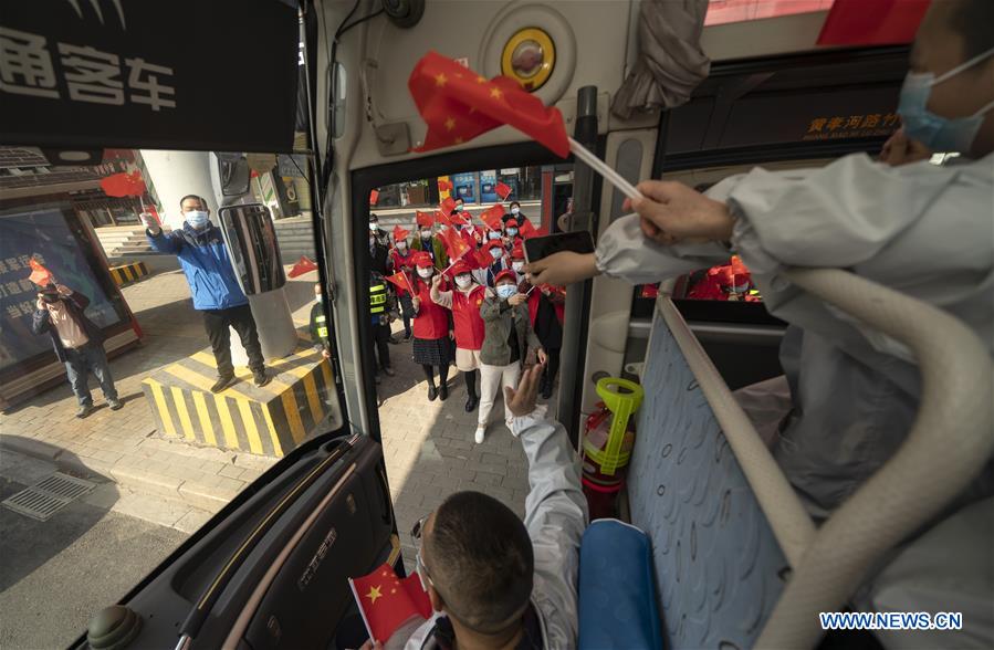 CHINA-WUHAN-COVID-19-MEDICS-WITHDRAWAL (CN)