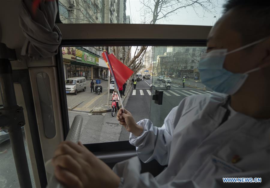 CHINA-WUHAN-COVID-19-MEDICS-WITHDRAWAL (CN)