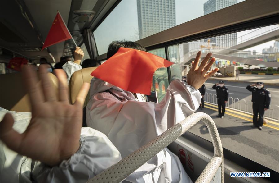 CHINA-WUHAN-COVID-19-MEDICS-WITHDRAWAL (CN)