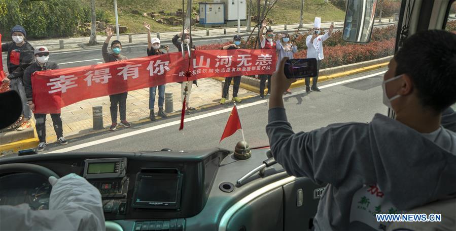 CHINA-WUHAN-COVID-19-MEDICS-WITHDRAWAL (CN)