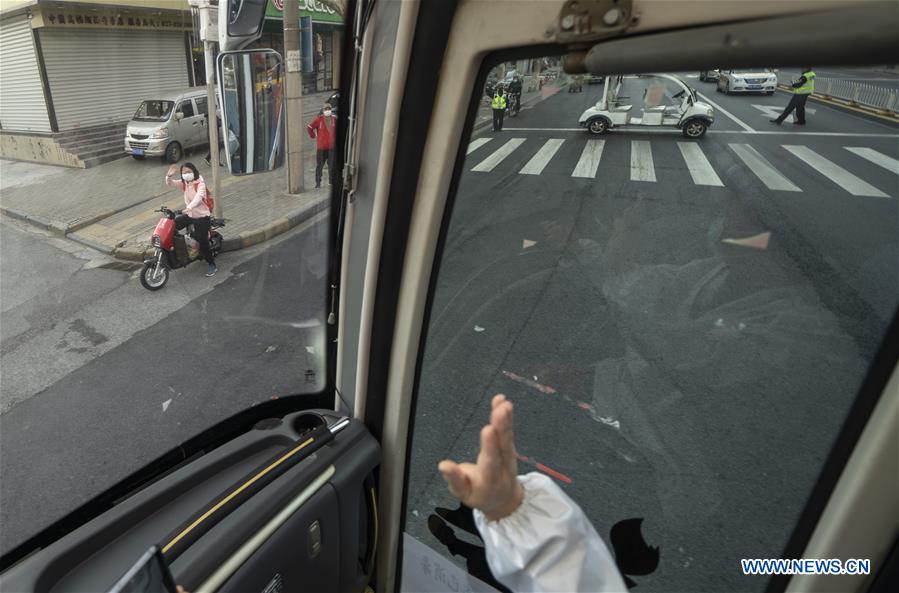 CHINA-WUHAN-COVID-19-MEDICS-WITHDRAWAL (CN)