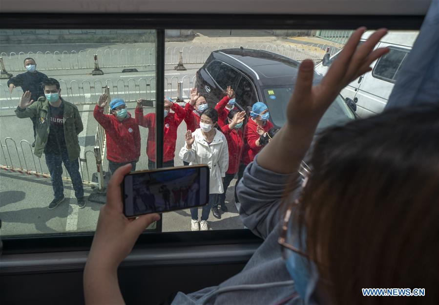 CHINA-WUHAN-COVID-19-MEDICS-WITHDRAWAL (CN)