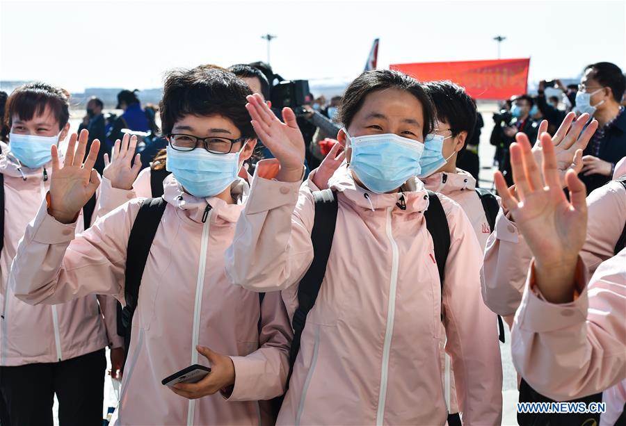 CHINA-SHANXI-TAIYUAN-COVID-19-MEDICS-RETURN HOME-ARRIVAL (CN)