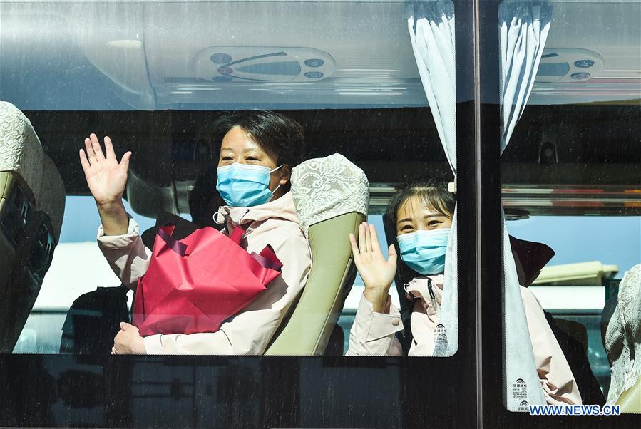 CHINA-SHANXI-TAIYUAN-COVID-19-MEDICS-RETURN HOME-ARRIVAL (CN)