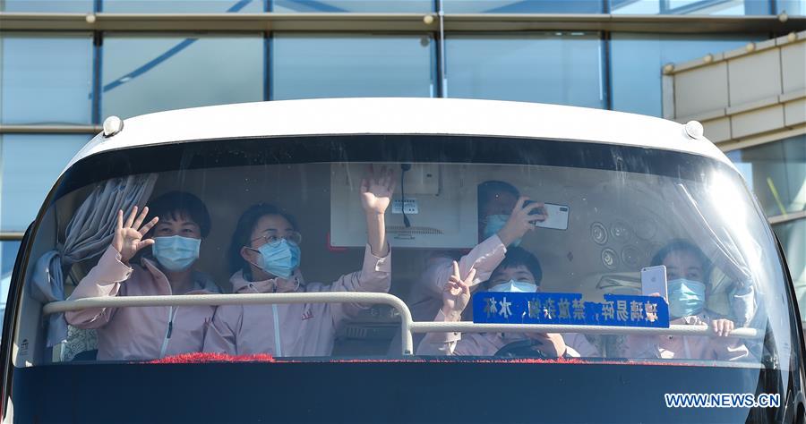 CHINA-SHANXI-TAIYUAN-COVID-19-MEDICS-RETURN HOME-ARRIVAL (CN)