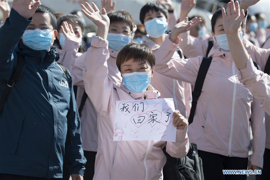 CHINA-SHANXI-TAIYUAN-COVID-19-MEDICS-RETURN HOME-ARRIVAL (CN)