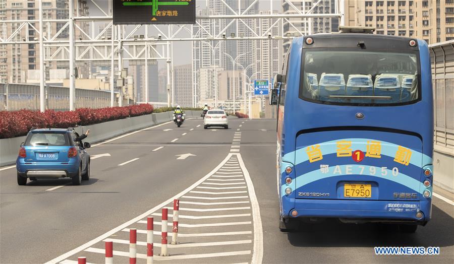 CHINA-WUHAN-COVID-19-MEDICS-WITHDRAWAL (CN)