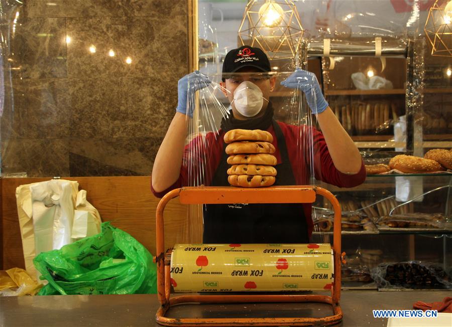 MIDEAST-GAZA-COVID-19