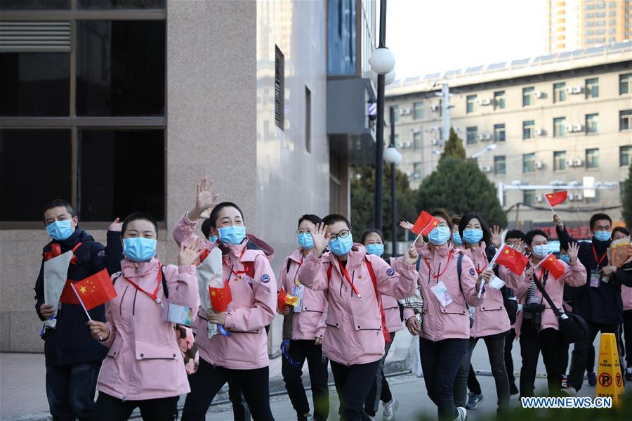 147 Medics from Gansu Return Home