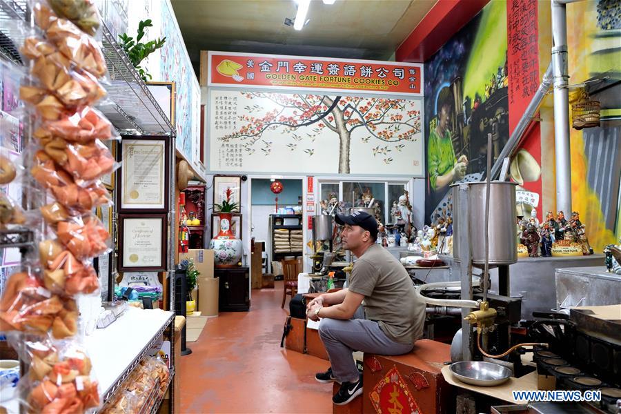 Feature San Francisco's fortune cookie factory holds onto business