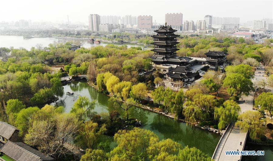 CHINA-JINAN-DAMING LAKE-SPRING (CN)