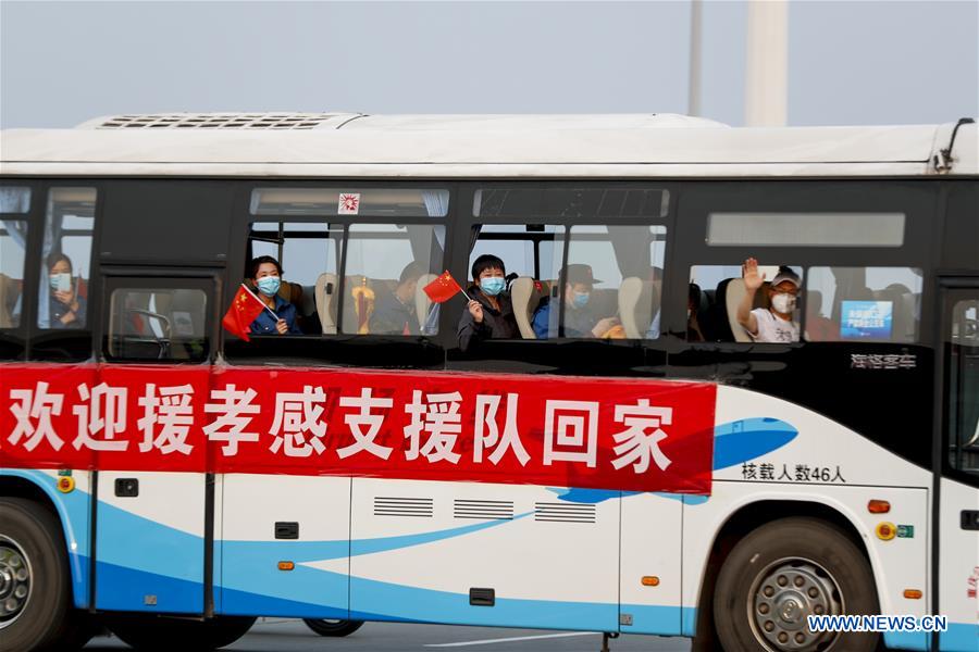 CHINA-CHONGQING-MEDICAL STAFF-RETURN HOME-ARRIVAL (CN)