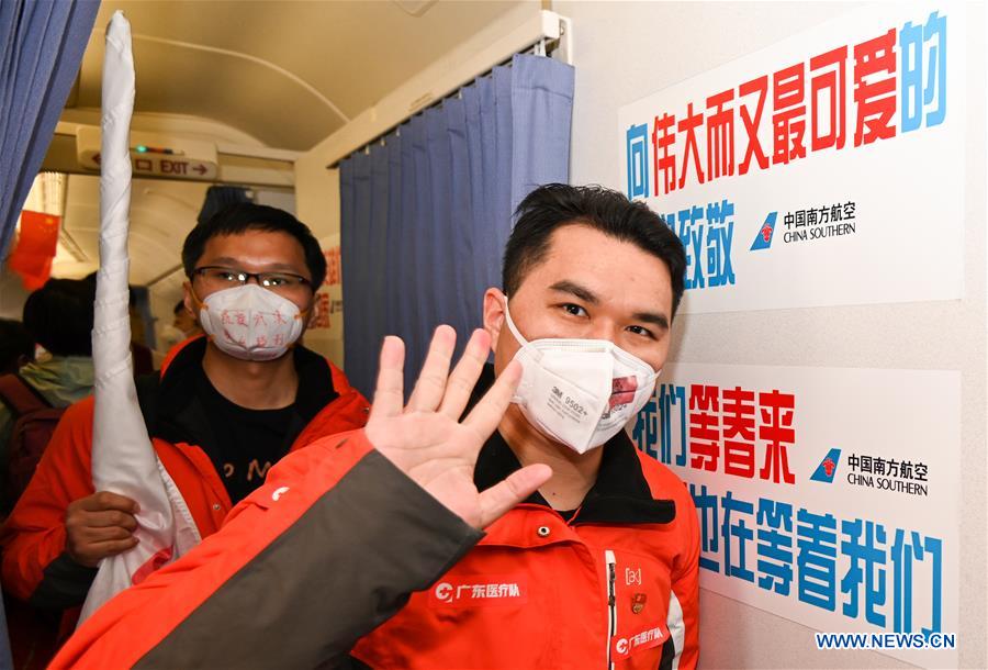 CHINA-HUBEI-WUHAN-MEDICAL STAFF FROM GUANGDONG-DEPARTURE (CN)