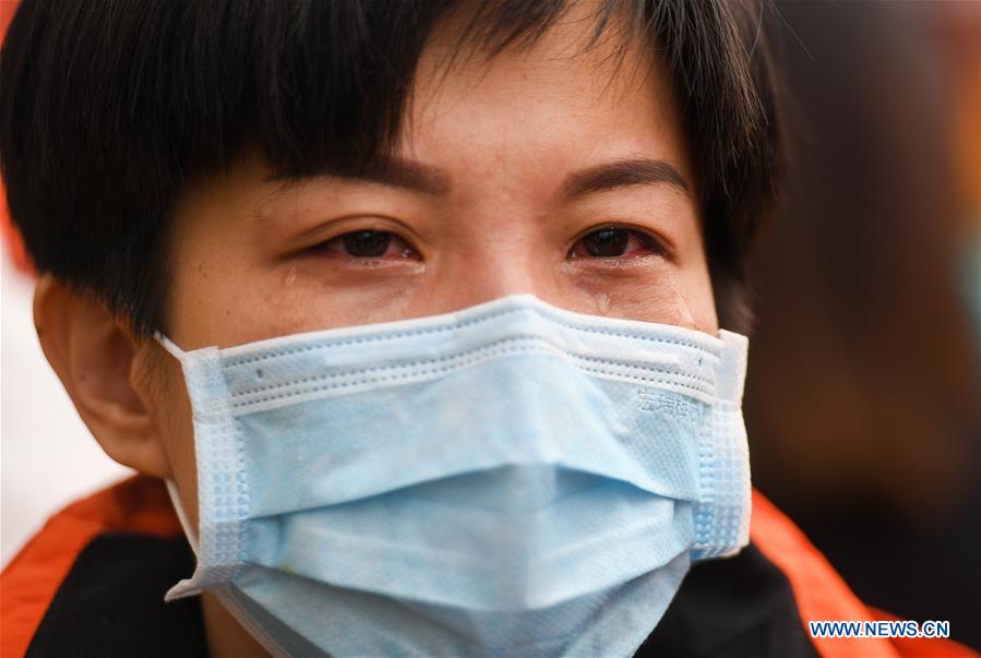 CHINA-HUBEI-WUHAN-MEDICAL STAFF FROM GUANGDONG-DEPARTURE-TEARS (CN)