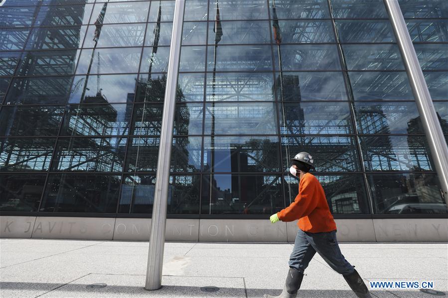 U.S.-NEW YORK-COVID-19