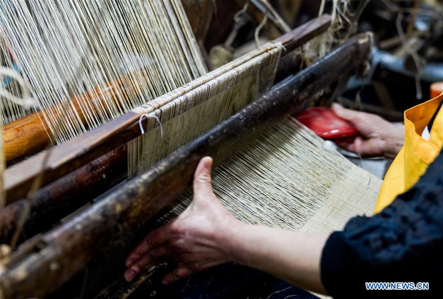 CHINA-CHONGQING-RONGCHANG XIABU-MAKING-RESUMPTION (CN)