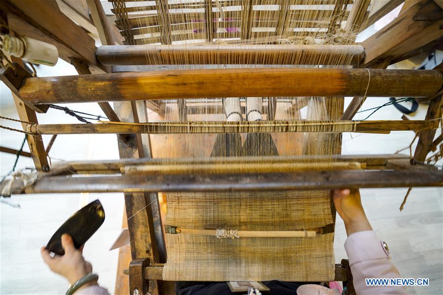 CHINA-CHONGQING-RONGCHANG XIABU-MAKING-RESUMPTION (CN)