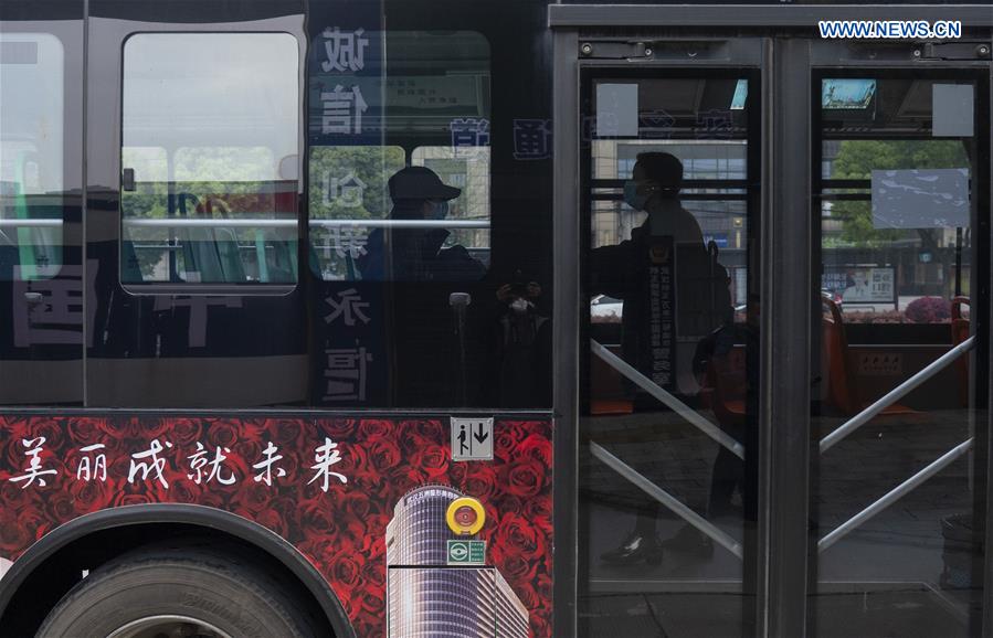 CHINA-HUBEI-WUHAN-COVID-19-BUS ROUTES-RESUMPTION (CN)