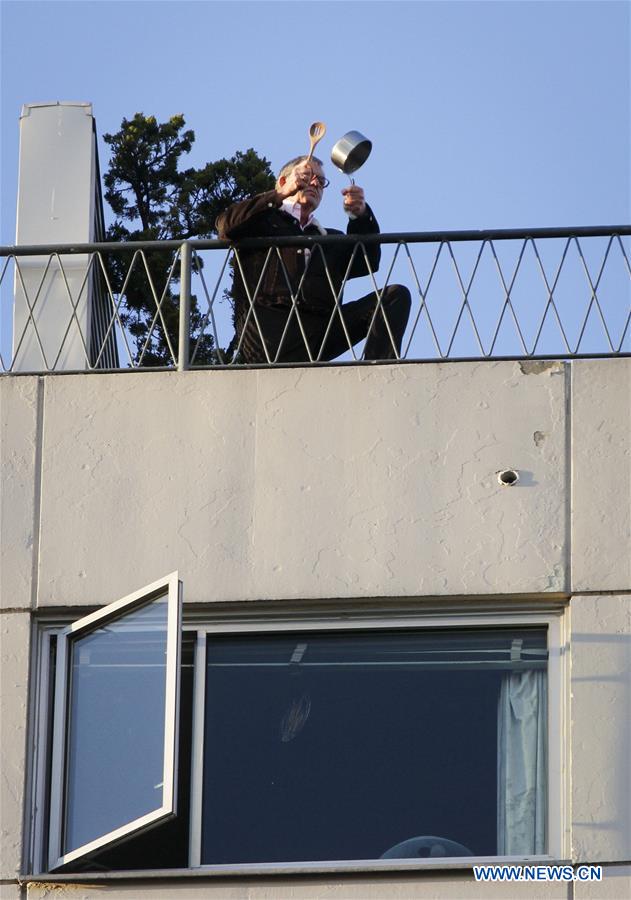 CANADA-VANCOUVER-CORONAVIRUS-SELF ISOLATION-FLASH MOB