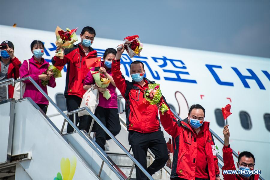 CHINA-GUIZHOU-COVID-19-MEDICS-RETURN HOME-ARRIVAL (CN)