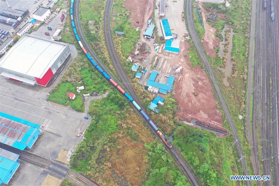 CHINA-CHONGQING-EUROPE-FREIGHT TRAIN-10,000 (CN)