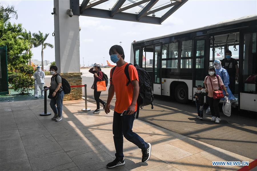CHINA-HAINAN-HAIKOU-AIRPORT-CUSTOMS-INSPECTION-COVID-19 (CN)