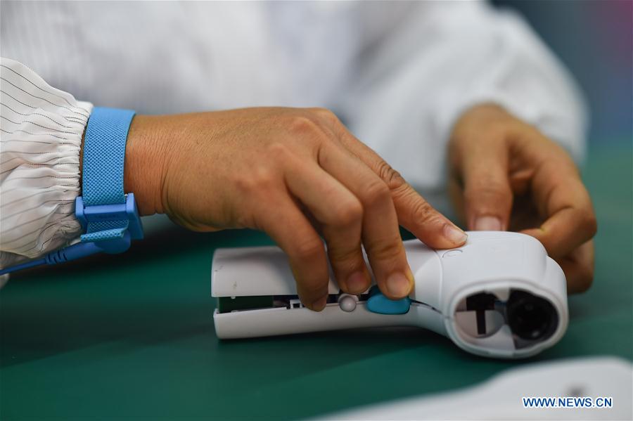 CHINA-HAINAN-MEDICAL SUPPLIES-FOREHEAD THERMOMETER-PRODUCTION (CN)