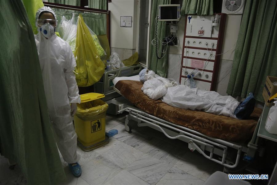 IRAN-TEHRAN-COVID-19-MEDICAL PERSONNEL