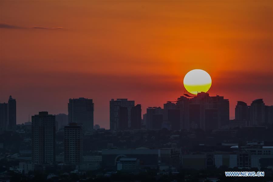 PHILIPPINES-MANILA-SUNSET