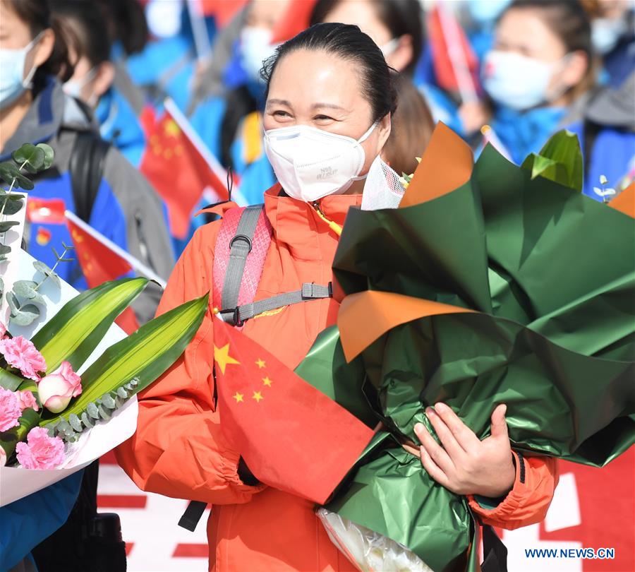 CHINA-XINJIANG-MEDICAL WORKERS-RETURN FROM HUBEI (CN)