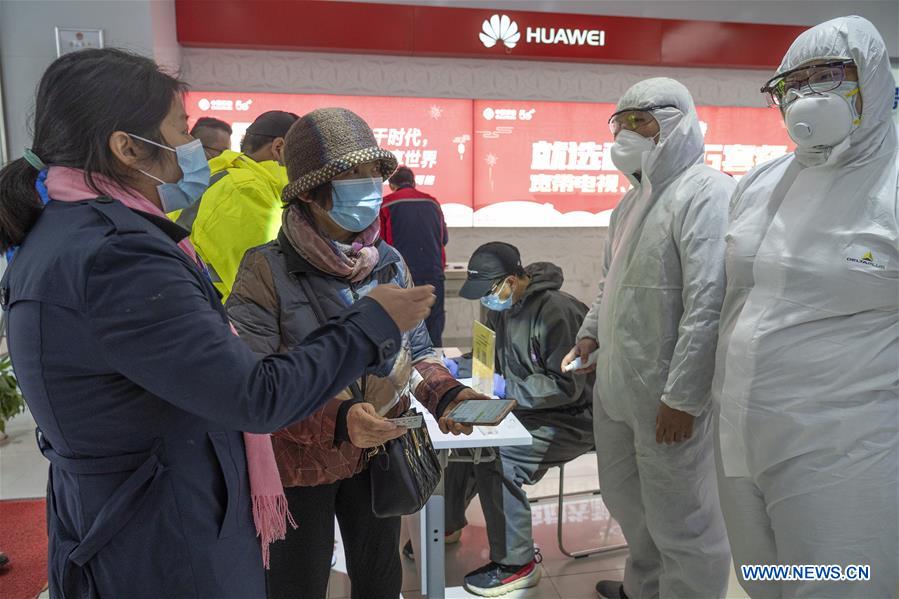 CHINA-HUBEI-WUHAN-COMMUNICATION STORE-REOPEN (CN)