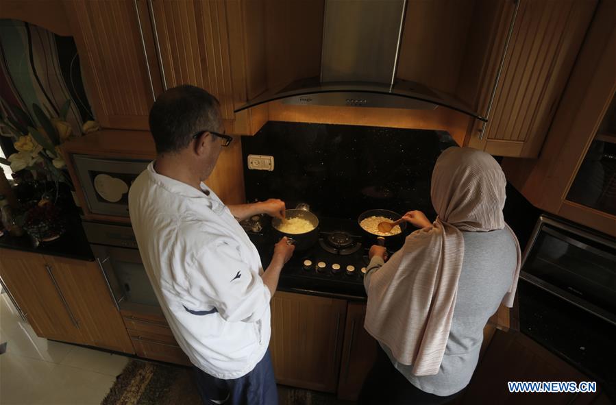 MIDEAST-NABLUS-COVID-19