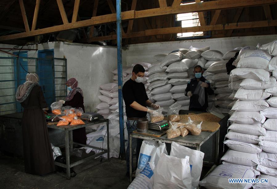 MIDEAST-GAZA-UNRWA-FOOD-DISTRIBUTION