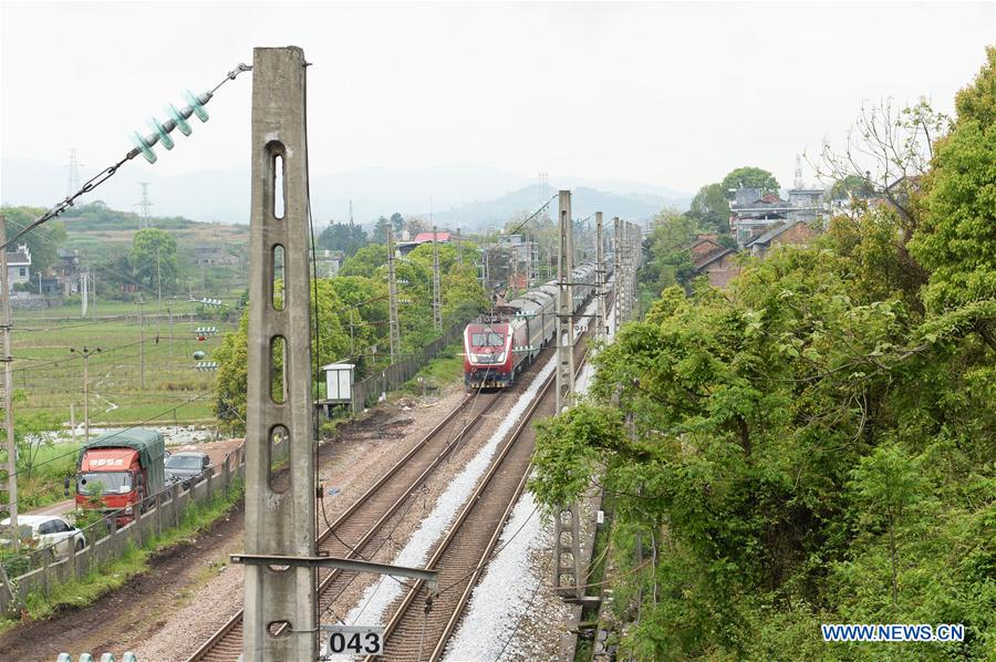 CHINA-HUNAN-CHENZHOU-TRAIN DERAILMENT-RESUMPTION (CN)