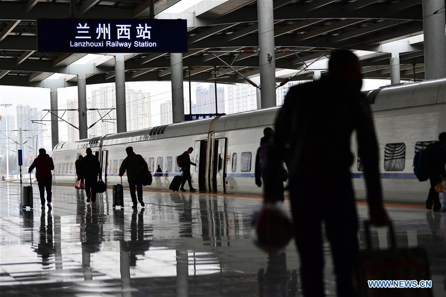 CHINA-GANSU-LANZHOU-BULLET TRAIN-OPERATION (CN)