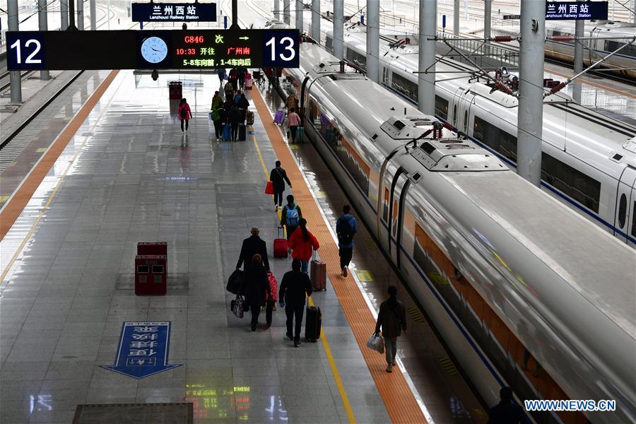 CHINA-GANSU-LANZHOU-BULLET TRAIN-OPERATION (CN)