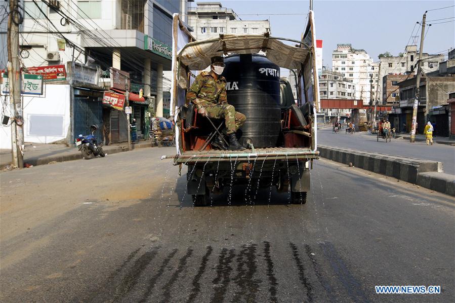 BANGLADESH-DHAKA-COVID-19-ARMY-DEPLOYMENT