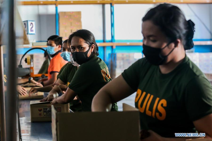 PHILIPPINES-PASAY CITY-COVID-19-RELIEF GOODS